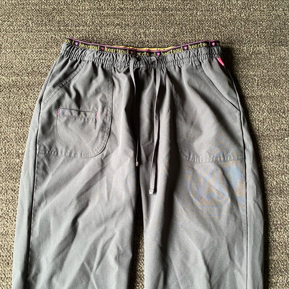 Heartsoul Gray scrub pants size small